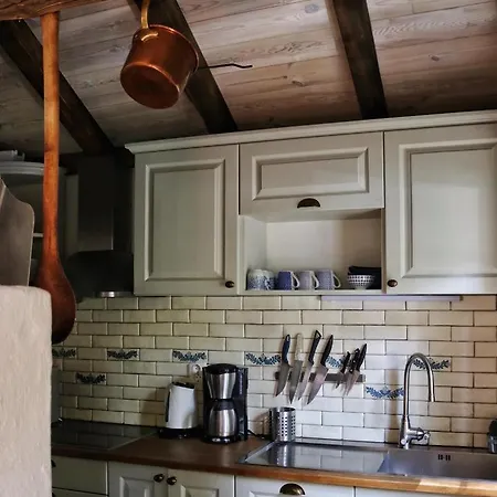 Karak Chalet Izvoare (Harghita)